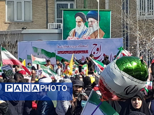 راهپیمایی 22 بهمن در قم -2