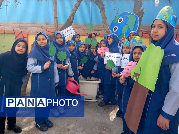 هر ایرانی، یک درخت