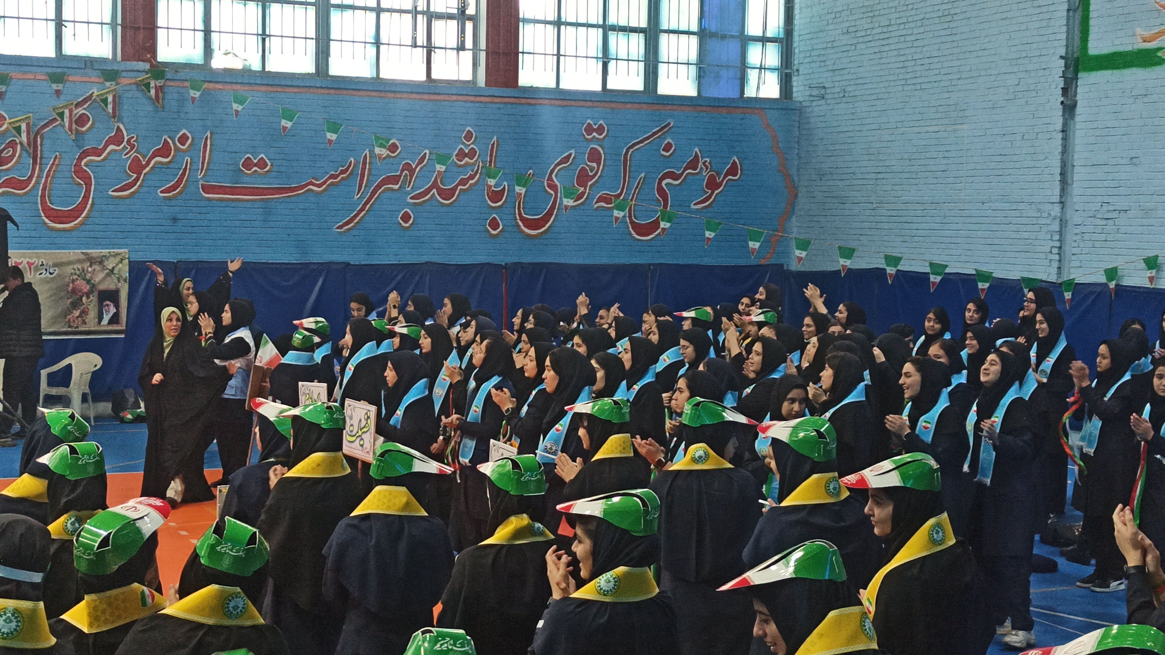  همایش دانش‌آموزی یاوران انقلاب شهرستان ورامین