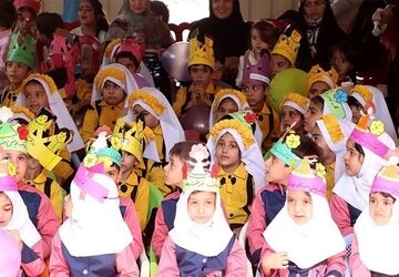 جشن روز جهانی کودک و همدردی با کودکان فلسطین در دبستان امید کوشک