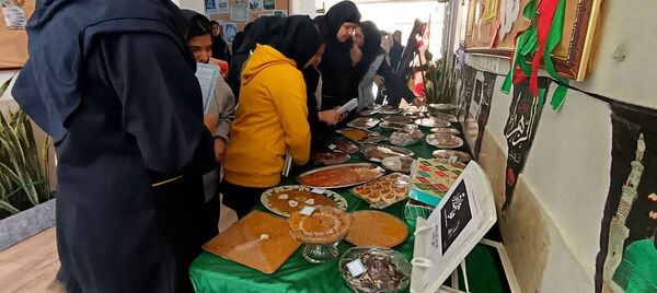 سوگواره حلوا و خرما به مناسبت دهه فاطمیه
