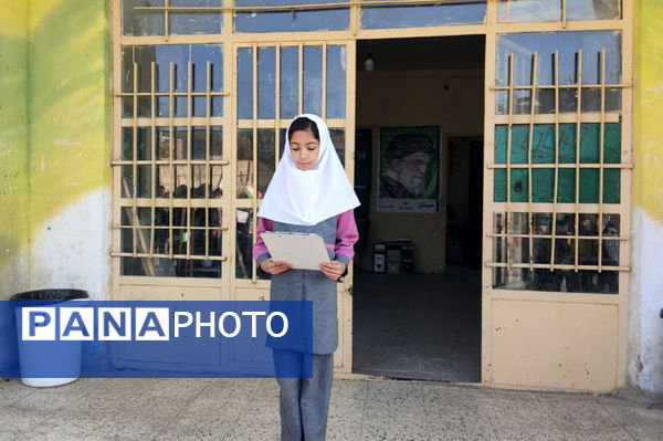 مراسم صبحگاهی دبستان شهید رحمت الله قلعه یزدانی و آموزشگاه آیت الله اراکی