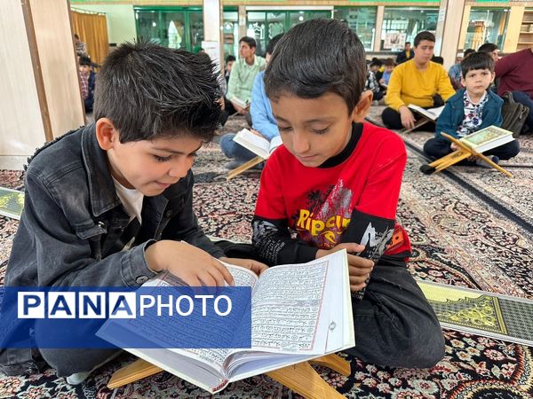 محفل انس با قرآن دانش‌آموزی یادوآره شهدای دانش‌آموز غزه در شهرستان چناران