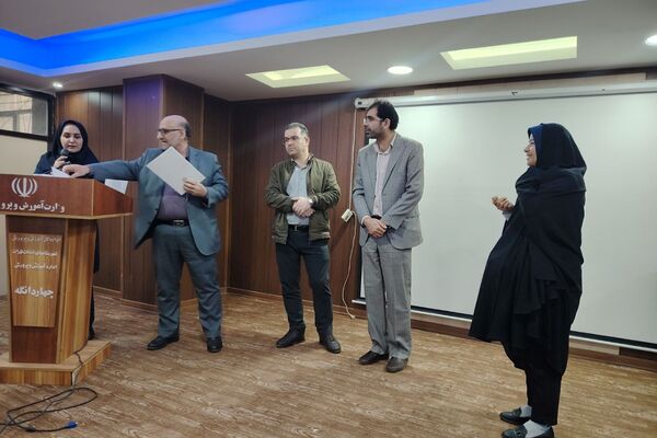 جلسه‌ی توجیهی، تبیینی سرایداران و خدمتگزاران مدارس چهاردانگه 
