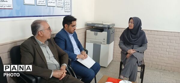 مهر مجازی در دبیرستان دکتر کمیلی