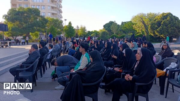 گردهمایی اهالی فرهنگ و هنر در فرهنگسرای سیمرغ نیشابور 