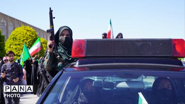 اجتماع بزرگ" دختراتو ببین" هم آوایی بانوان نصف جهان 