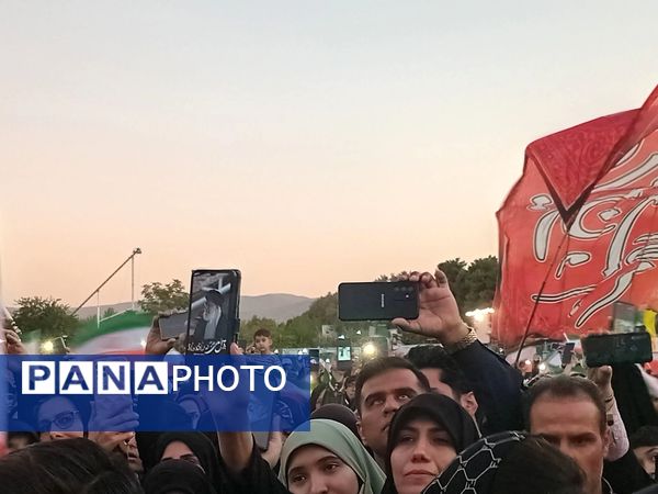 اجتماع بزرگ کودک و نوجوانان در پارک ملت مشهد مقدس