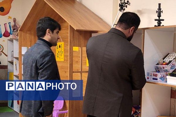 افتتاح اتاق پژوهش در دبستان نیلوفر رفیعی ناحیه دو شهرری 
