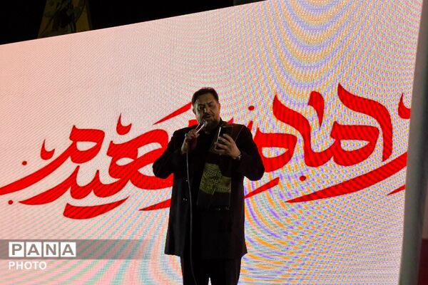 خروش پرشور مردم شهرستان قرچک در پنجمین شب از تجمعات خونخواهی رهبر شهید