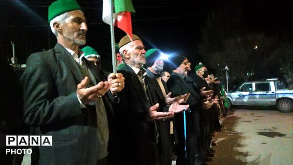 حضور پرشور مردم در بلوار حسینیه شهدای شهر بار