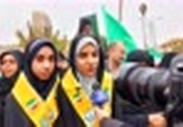 حضور حماسی دانش‌آموزان و فرهنگیان اهواز در راهپیمایی باشکوه ۲۲ بهمن اهواز