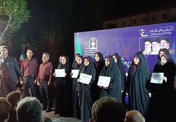 رجزخوانی دانش‌آموزان البرزی در شصت و دومین شب دفاع از ایران