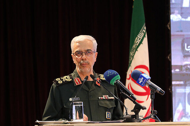 پیام سرلشکر باقری به کنگره شعر دفاع مقدس و مقاومت