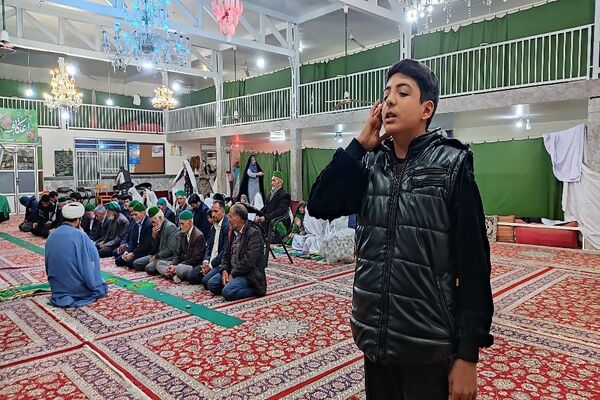 آخرین روز از اعتکاف دانش آموزی انس با خدا  در مسجد جامع شهر بار نیشابور