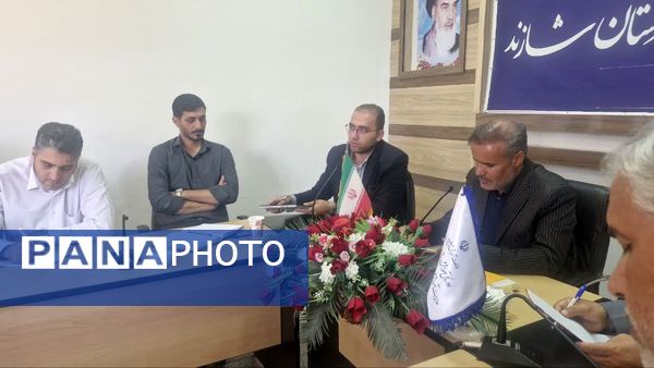 بازدید وزراتی از فعالیت‌های اجرا شده برنامه نماد در مدارس شازند 