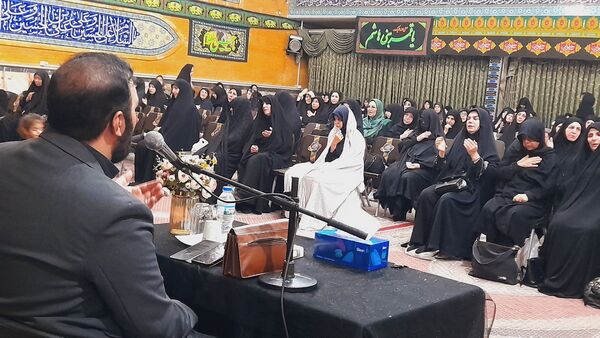 مراسم اربعین حسینی ویژه بانوان در مسجد جامع‌ رجایی‌شهرکرج