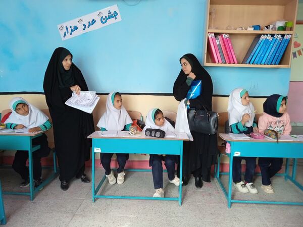بازدید مسئولان آموزش و پرورش استان یزد از واحدهای آموزشی خاتم 