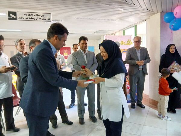 بازدید مسئولین کاشمر از بخش اطفال بیمارستان حضرت ابوالفضل (ع)
