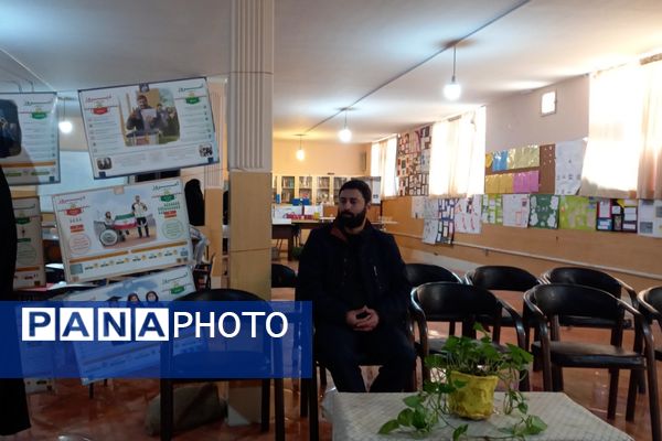 اجرای طرح ملی مدرسهٔ انقلاب در دبیرستان شهدای محراب شهرستان قرچک 