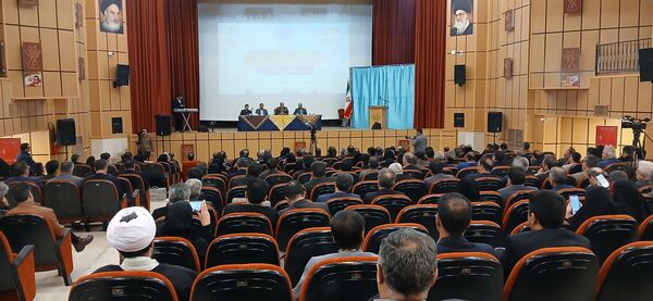 نشست شورای اداری استان چهارمحال و بختیاری با حضور وزیر آموزش و پرورش 
