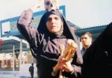 شیرزن مازنی و قابِ جاودانه‌ وداع با پسر غواصش