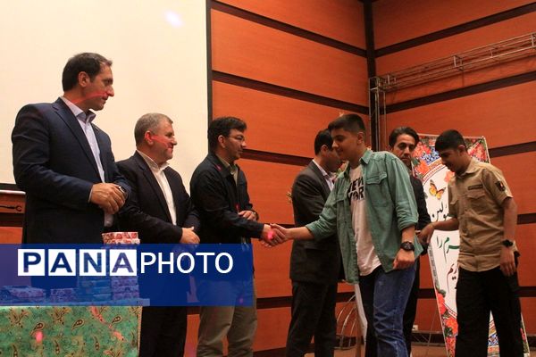 تجلیل از پسران آینده‌ساز بهارستانی