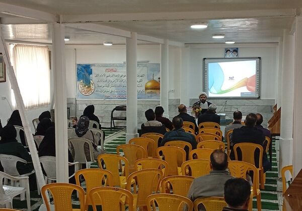 جلسه هدایت تحصیلی پایه نهمی دبیرستان میثاق ویژه والدین 