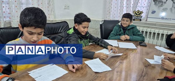 هم اندیشی انجمن خبرنگاری پسران کانون لقمان کاشمر