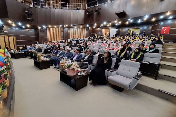 تجلیل از مربیان و دانش‌آموزان برتر شهرستان جم