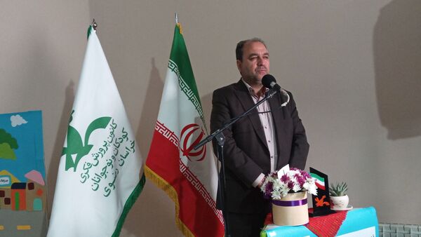 افتتاح کتابخانه سیار روستایی شماره۲ نیشابور باحضورپیشتازان سازمان دانش آموزی درمراسم