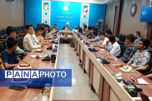 تجلیل از دانش‌آموزان اتحادیه انجمن‌های اسلامی در بهارستان‌۲