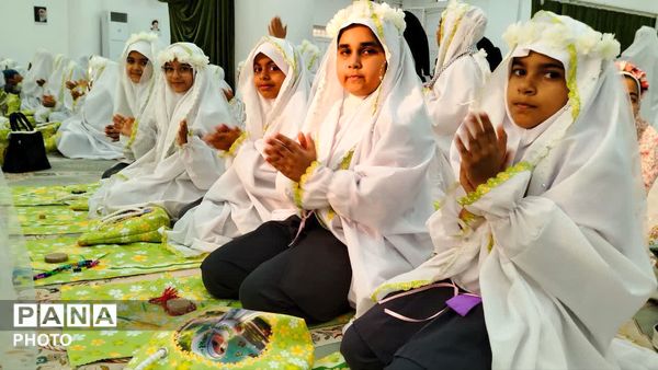 شکوه بندگی هزار روزه‌اولی در مصلی رودبار جنوب