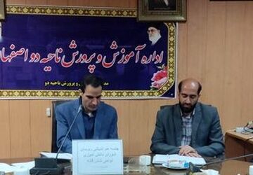 شورای دانش‌آموزی زمینه‌ساز نسلی توانمند، صاحب‌نظر و مطالبه‌گر است