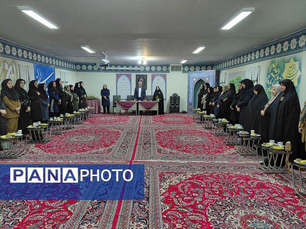 اولین جلسه شورای دبیران در دبیرستان علی‌ افشارنژاد 