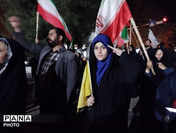 شبی با فرهنگیان در همدان
