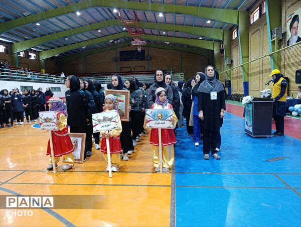 رقابت‌های ورزشی دانش‌آموزان دختر پنج استان کشور در زنجان آغاز شد