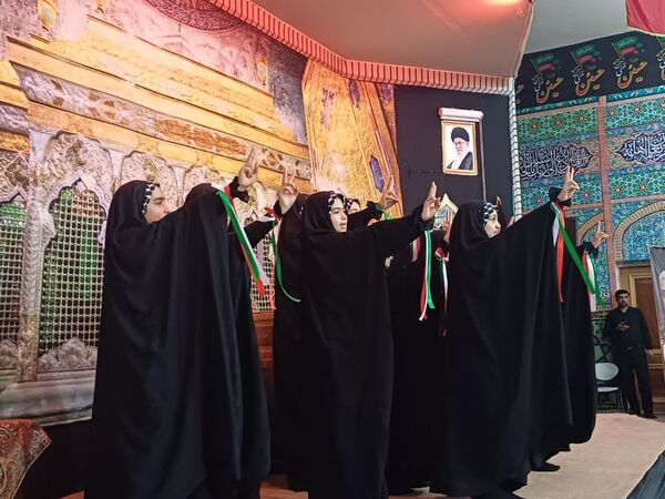 ویژه برنامه رهروان زینبی در آستان مقدس حضرت سیدان‌الکریمان 