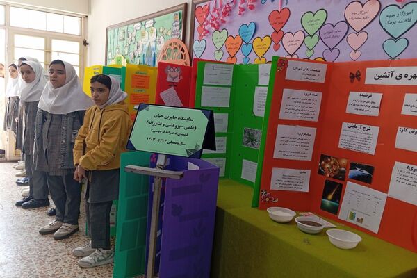 نمایشگاه صنایع دستی و طرح جابربن حیان در مدرسه فردوسی اردبیل