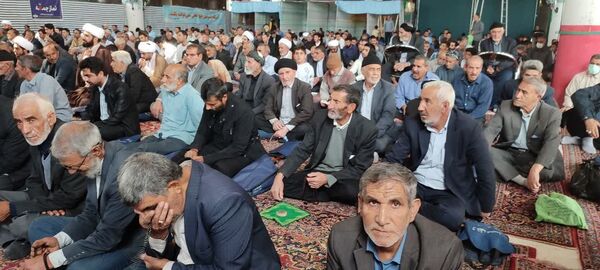 برگزاری با شکوه نماز جماعت عبادی سیاسی جمعه در شهرستان نورآباد