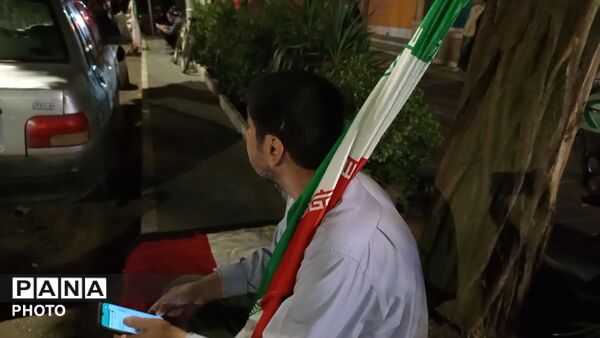 طنین دعای استغاثه در شب‌های مسجد جامع با حضور قلب مؤمنان