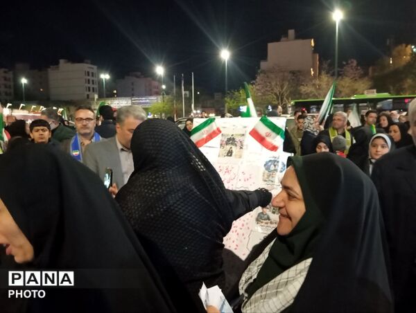 اثر انگشت هایی که تابلو خونخواهی شهیدان  را کامل کردند 