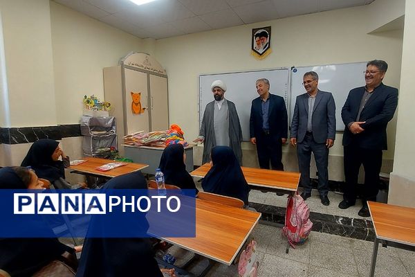 آیین بهره برداری از مدرسه شهدای پالایشگاه تهران در کهریزک 