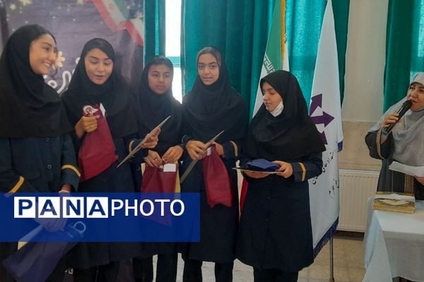 روز خاطره‌انگیز با برگزاری جشن سمپاد در دبیرستان استعدادهای درخشان فرزانگان ملارد