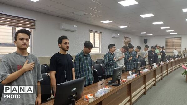تجلیل از دانش‌آموزان برتر جشنواره نوجوان سالم