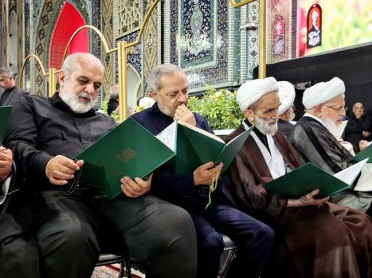 حضور وزیر آموزش و پرورش در مراسم چهلم «آقای شهید ایران» در حرم مطهر رضوی