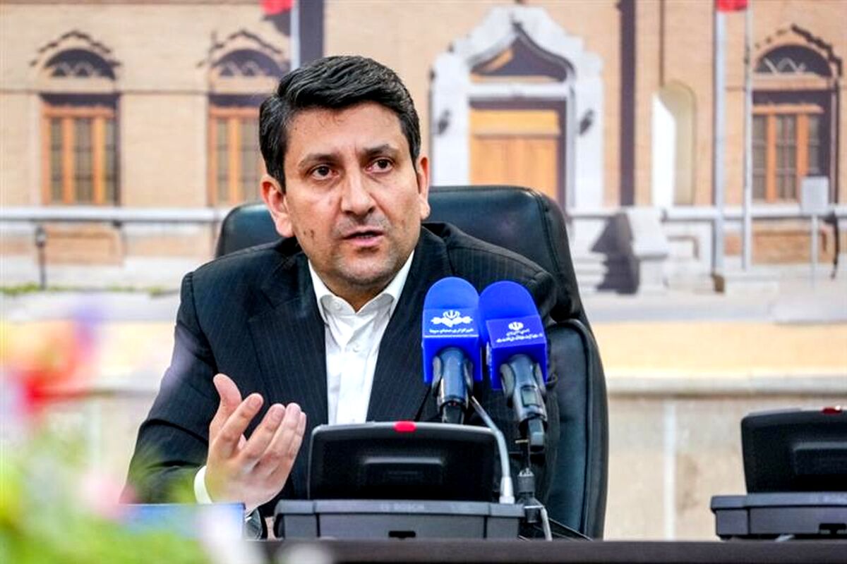 تاکید رهبر شهید بر ضرورت مدیریت هوشمند فضای مجازی