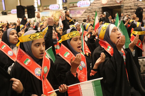 جلوه‌هایی از یادواره شهدای فرهنگی و دانش‌آموز استان قم