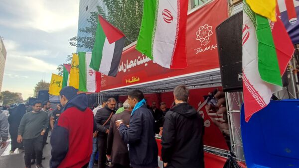 حضور پرشور مردم تهران در راهپیمایی 13آبان