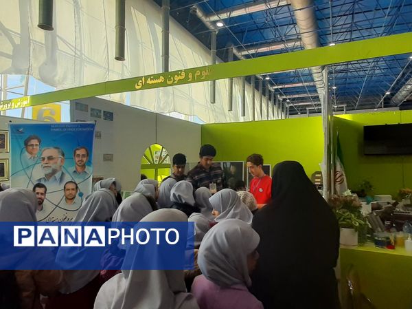 روز دوم نمایشگاه پژوهش و فناوری همزمان با هفته پژوهش در مشهد 